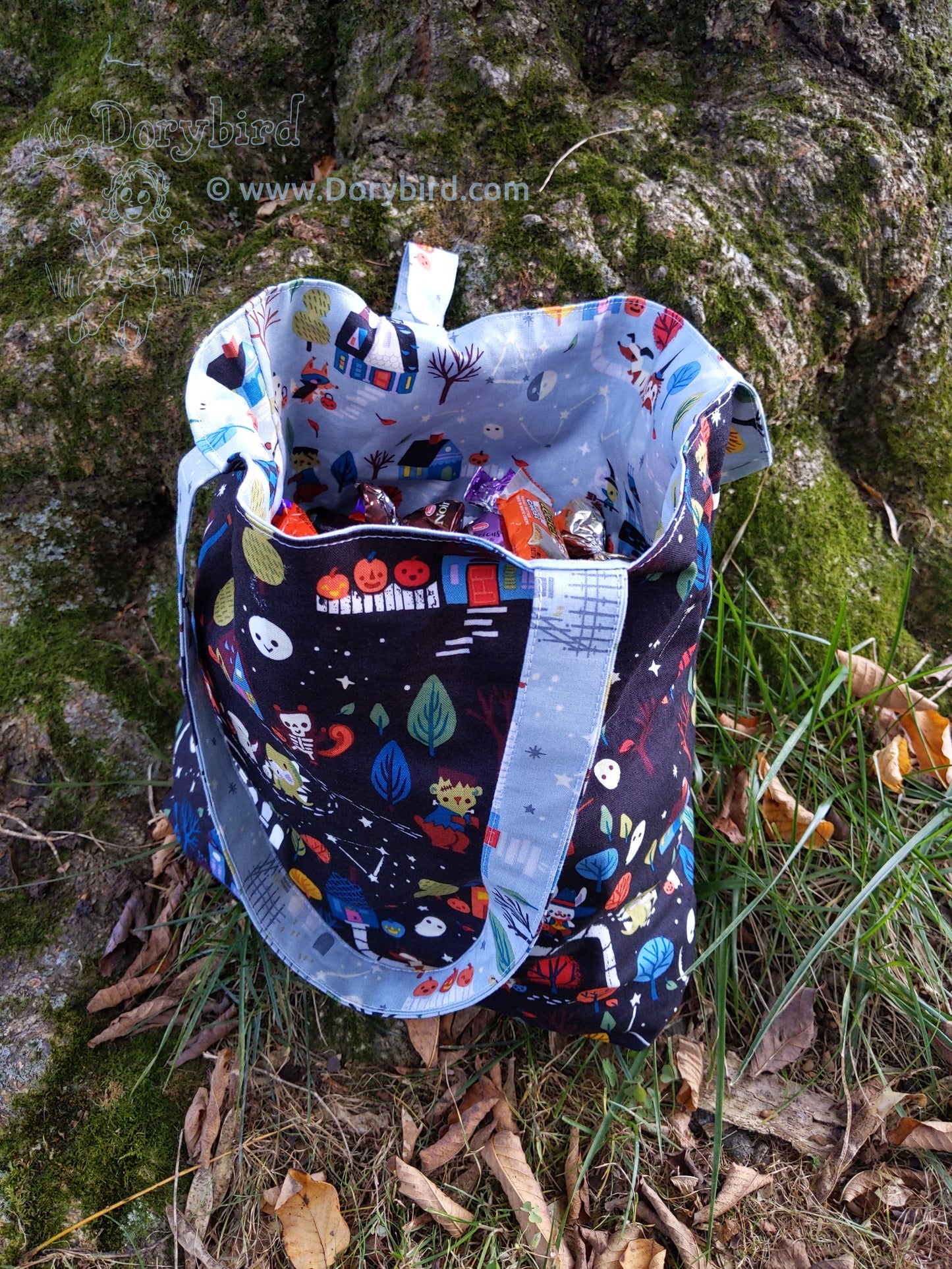 Handmade Halloween trick or treat animal tote bag! Reversible!