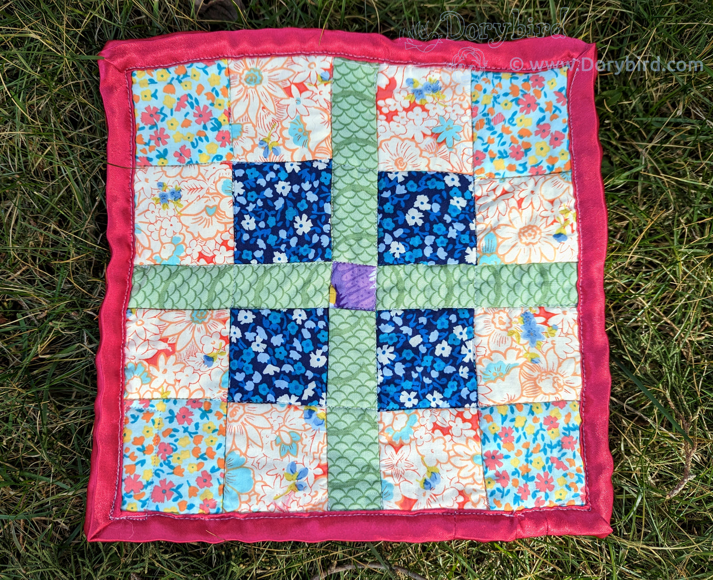 Sensory Square baby lovey: Charming Garden Happy Hedgerow